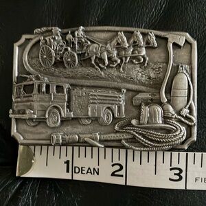 Vintage Siskiyou Collectable Fireman Belt Buckle